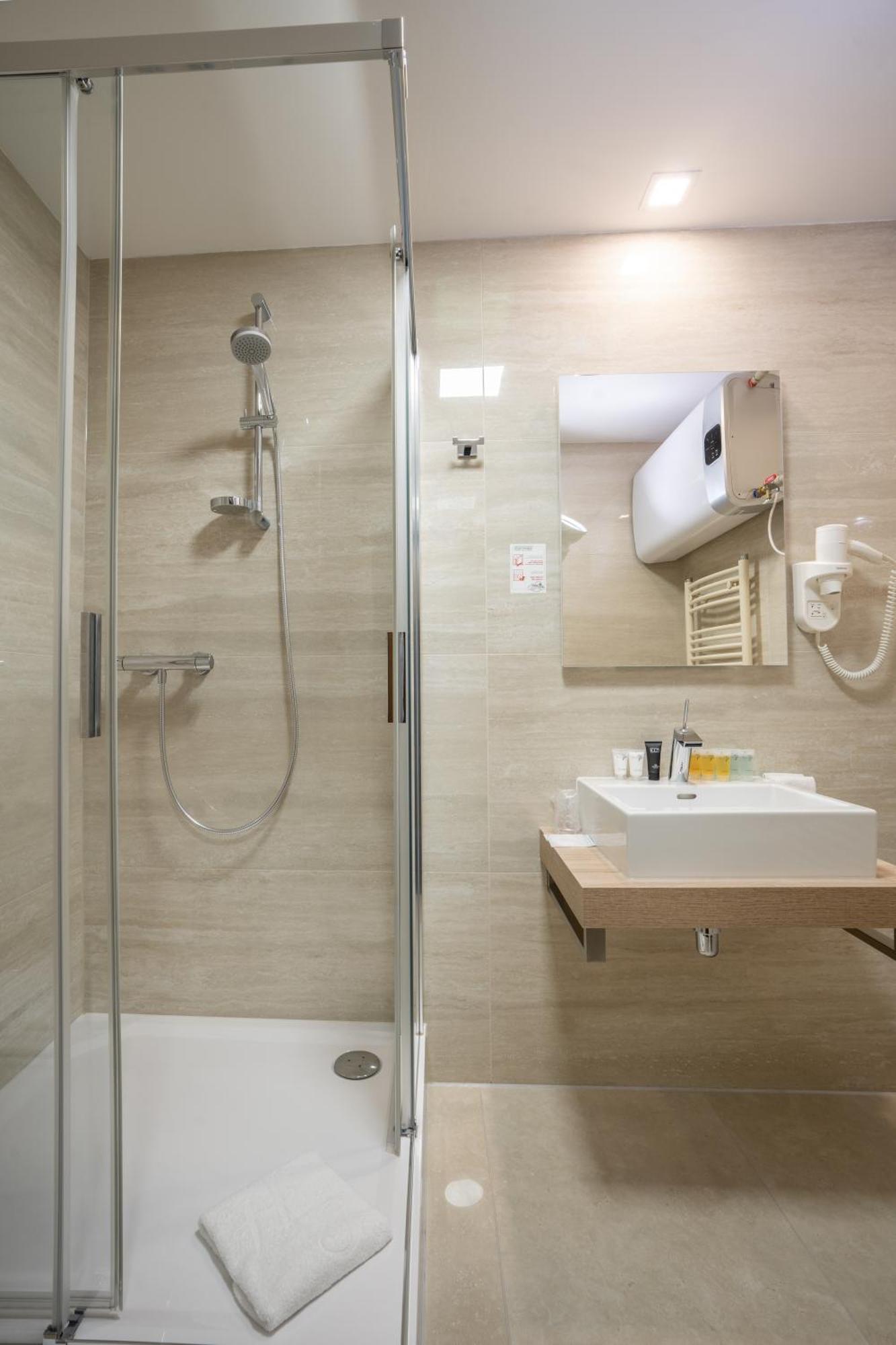 Hotel Sumava Zelezna Ruda Ngoại thất bức ảnh